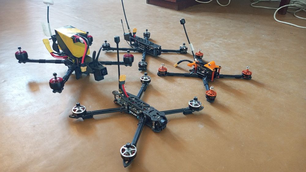 fpv дрони та рами
