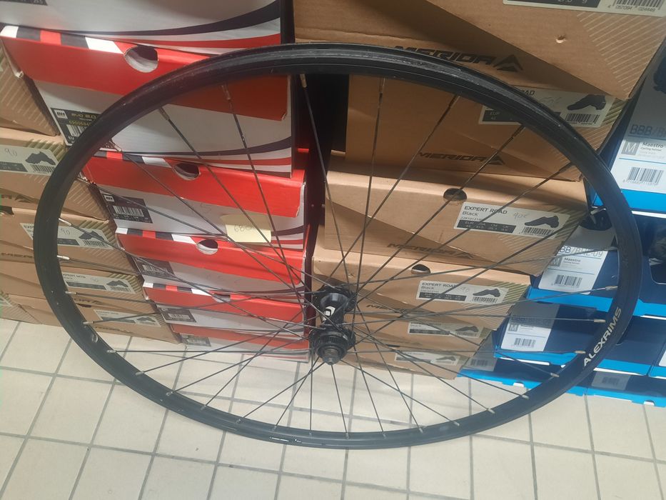 Roda 29 frente eixo 9mm