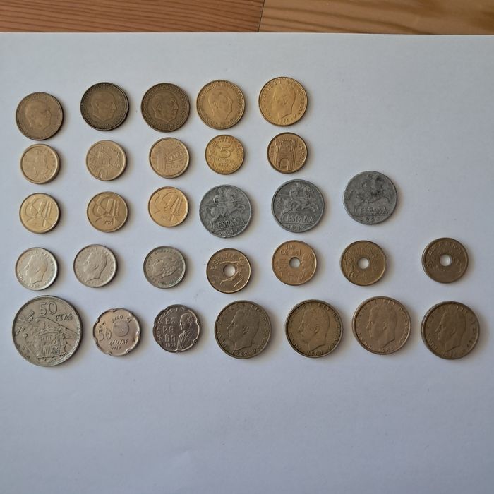 Conjunto de moedas antigas de espanha
