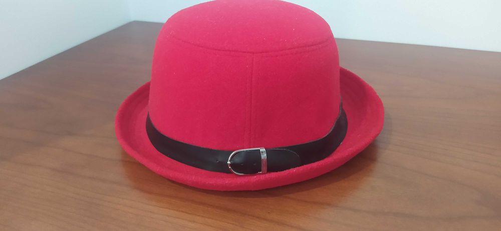 Chapéu vermelho criança