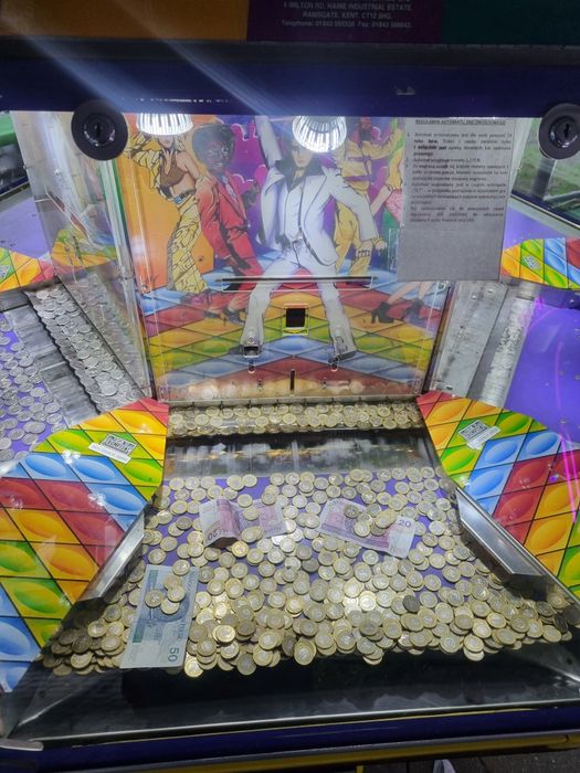 Pusher 6 stanowisk automat
