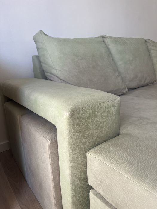 Sofa com 2 anos