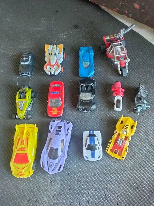 Carrinhos de brinquedo miniaturas colecionáveis