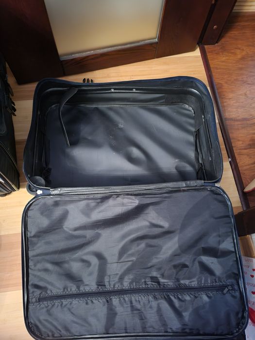 Чемодан 75/55 большой на колесиках
