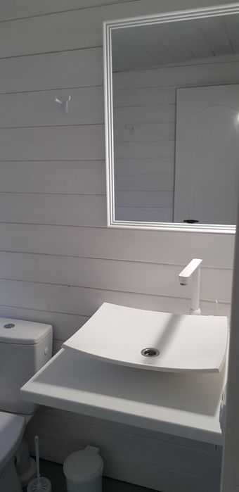 2-кімнатна квартира-котедж в центрі з видом на ліс