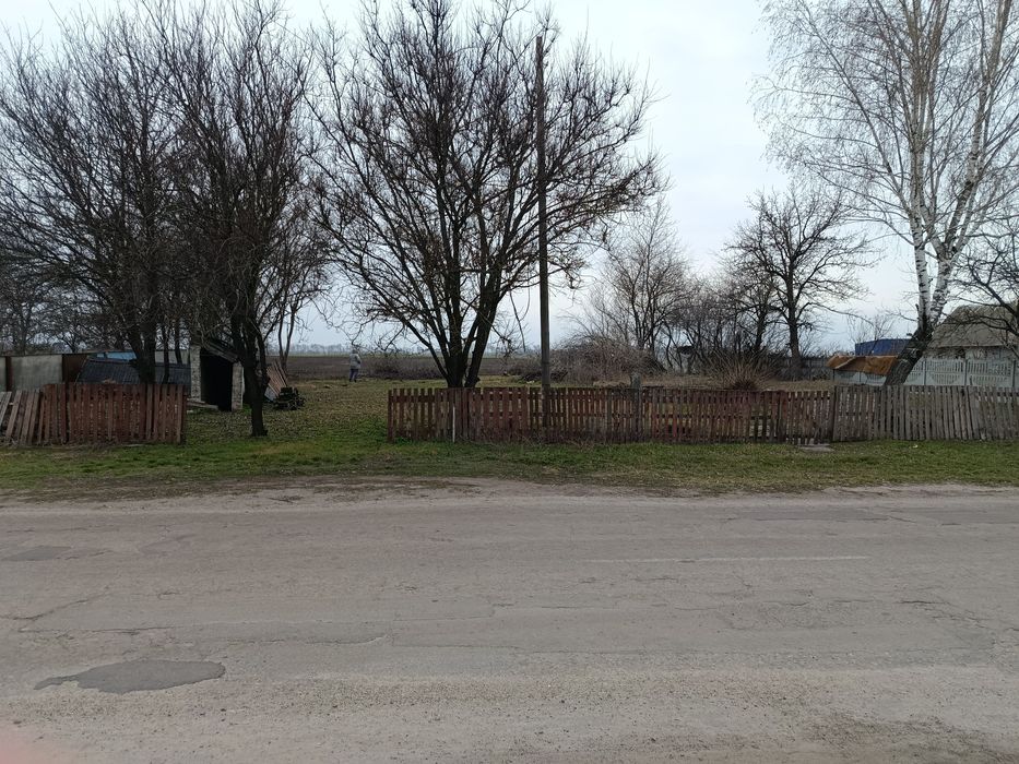 Продам земельну ділянку