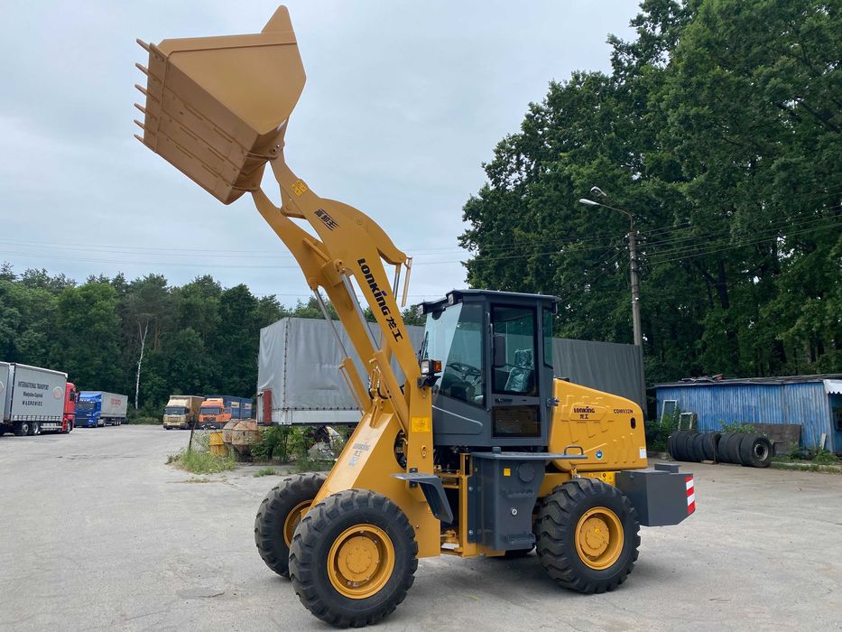 Фронтальний навантажувач Lonking CDM932: 30 000 $ - Погрузчики
