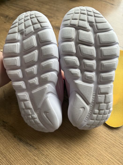 Adidasy Nike runnen flex r. 27,5 różowe