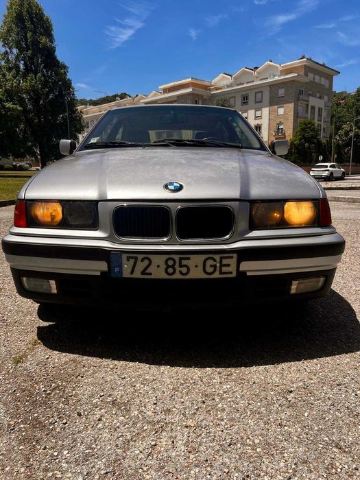 BMW 318TDS compact