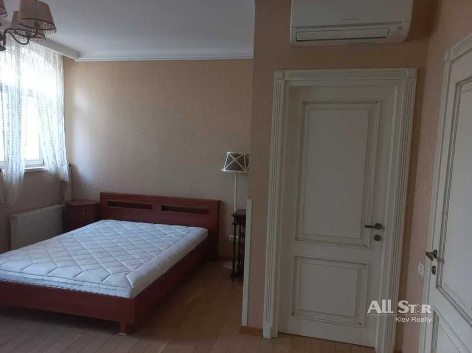 Оренда 5к квартири в Києві, Печерський р-н, Крутий спуск 5 Без комісії