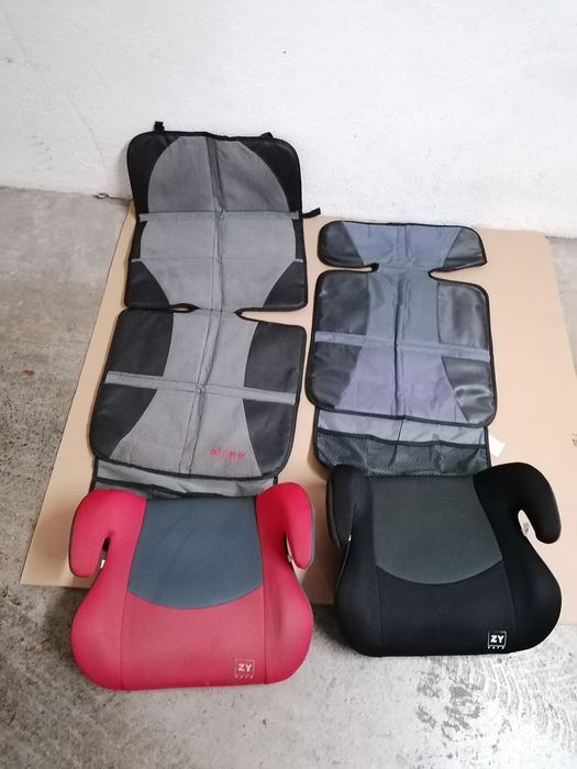 Cadeira auto e resguardo protector do banco do carro