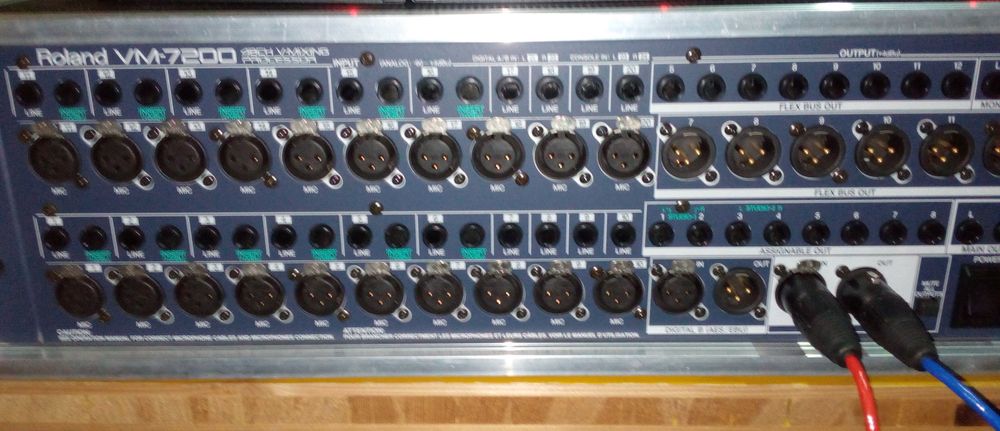 Roland VM-7200 V-Mixing System, mesa de mistura digital
