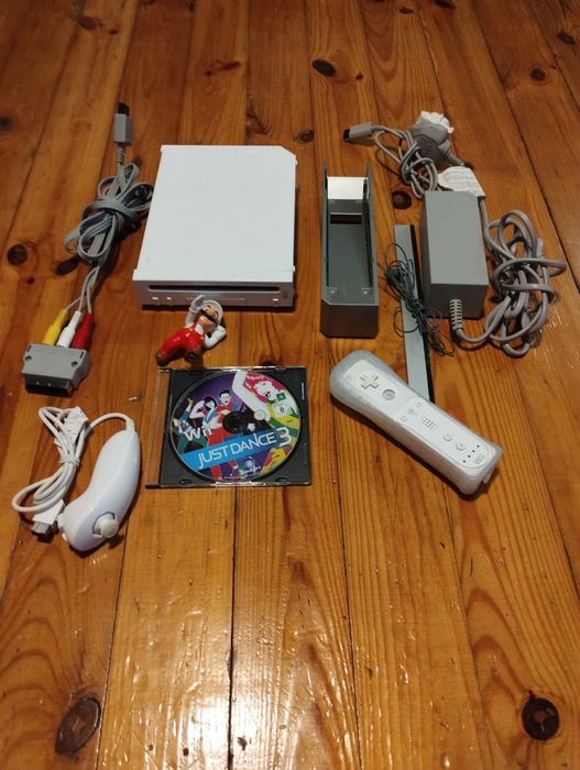 Sprzedam Konsolę Nintendo Wii