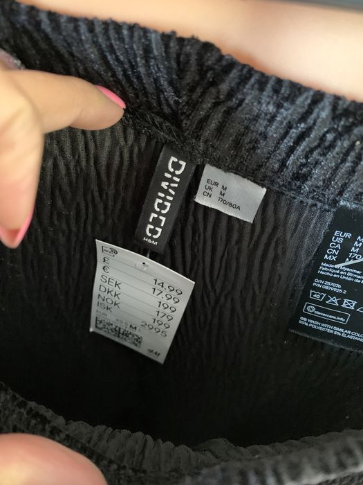 Nowe spodnie H&M divided rozmiar M