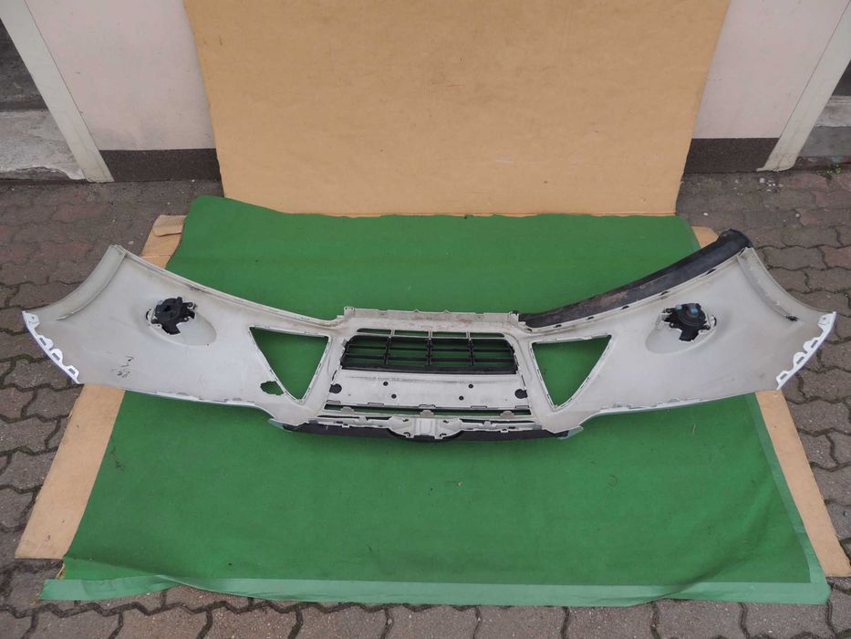 Zderzak przód przedni Ford Focus MK3 0B OB 10,11,12,13,14