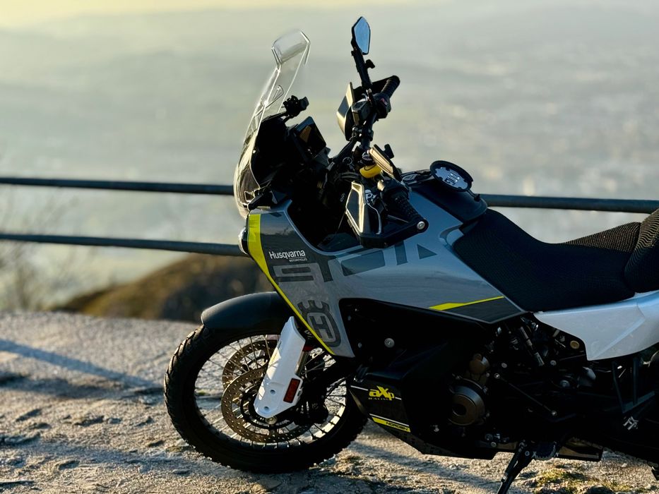 Husqvarna Norden 901 (2025) – Full Extras – Como Nova (Garantia até 2029)