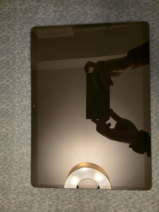 Microsoft Surface Pro 9 (como novo) + Garantia + Seguro + Acessórios