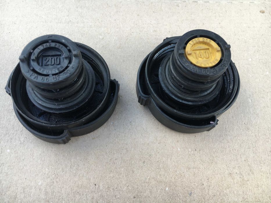 Кришка розширювального бачка BMW E39.Е34.Е36.Е46.Е30.Е53.Е60 Оригінал