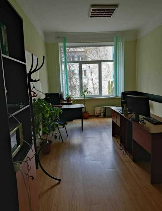 Офісні приміщення, м. Чернівці, вул. Г. Майдану, 194"А"