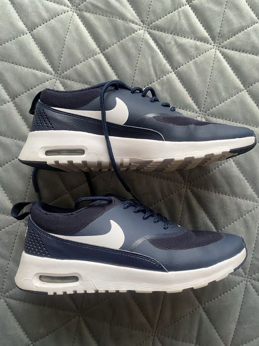 Кросівки жіночі Nike