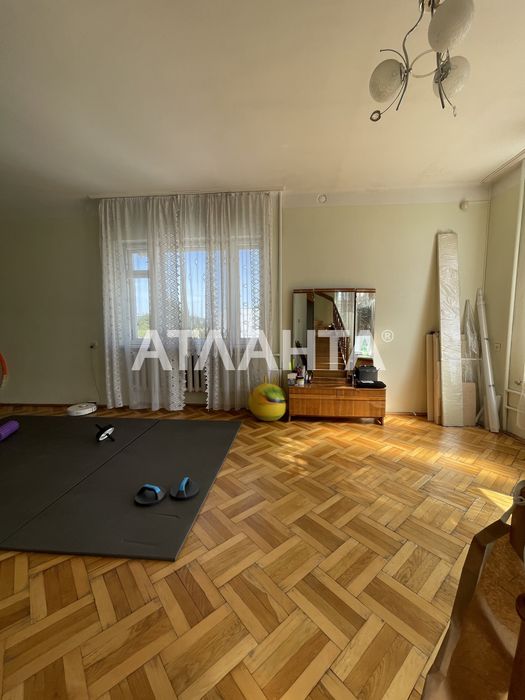 Продаж капітального будинку з виглядом на озеро Соснівка Львів!