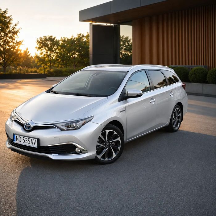Toyota Auris Polski salon, full LED, keyless itd...