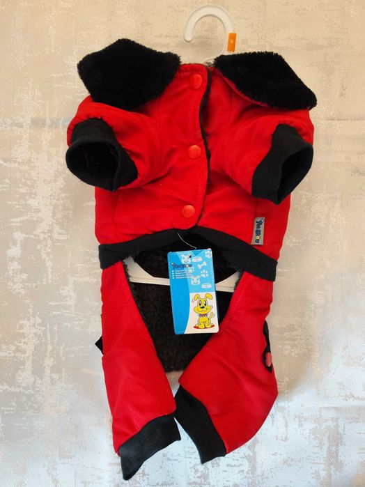 Casaco Vermelho para Cão com Pelo Preto – Tamanho M