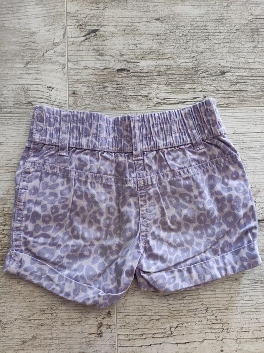 Spodenki dziewczęce 98