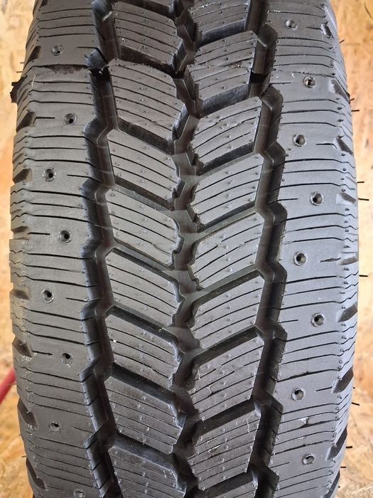 Opony bieżnikowane Sanok Motokris ul. Bema 5
