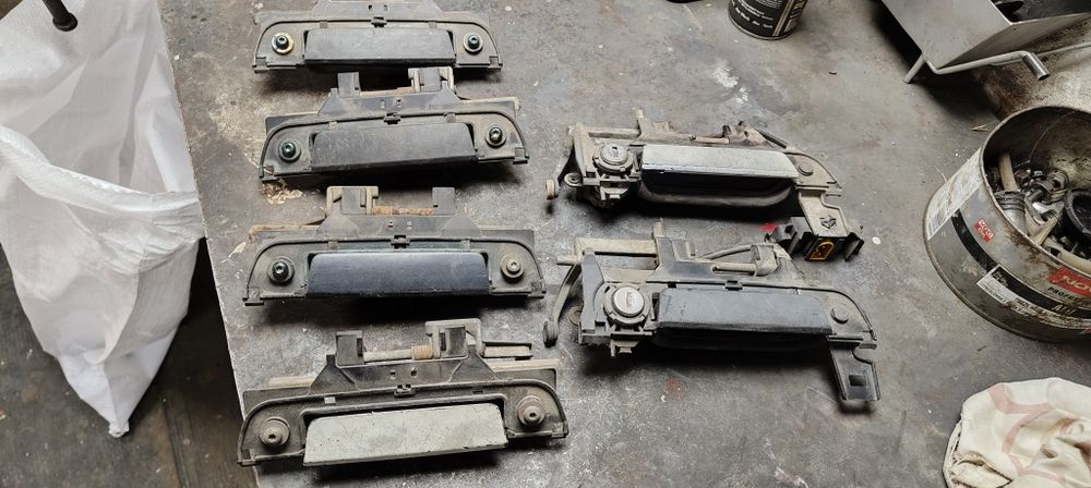Ручка открытия двери бмв е34