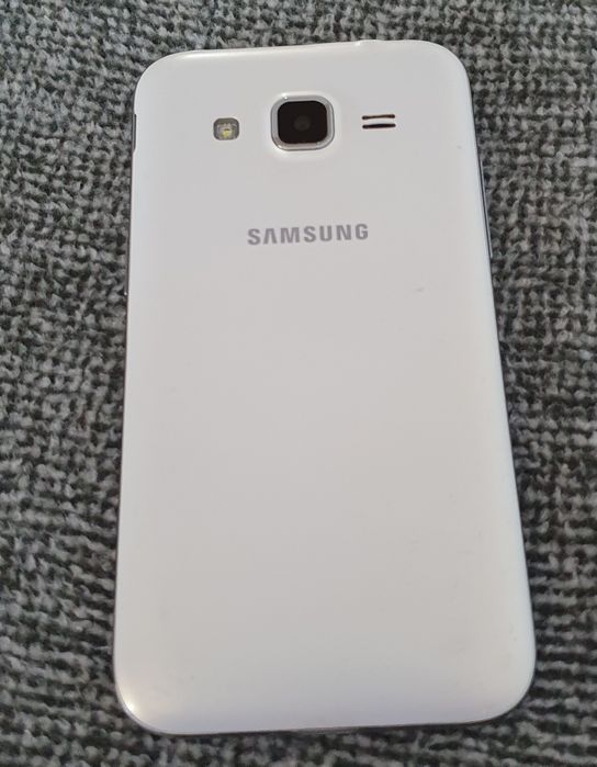 Прдам телефон Samsung Core Prime