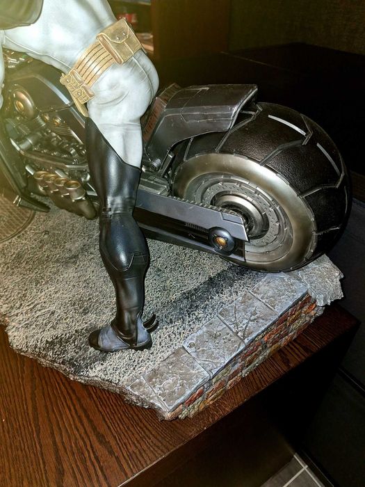 Batcycle XM Studios 1/4 scale - Batman