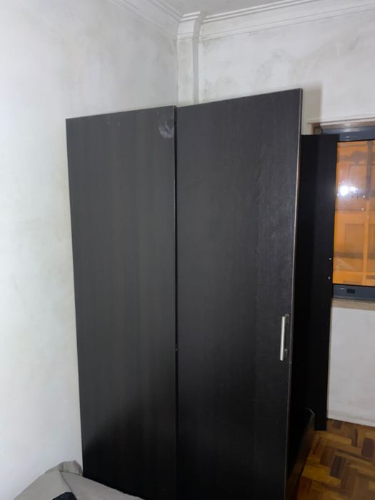 Armário/Roupeiro Preto