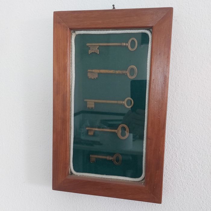 Quadro de chaves antigas