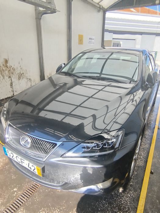 Lexus is 2.2d ou troco