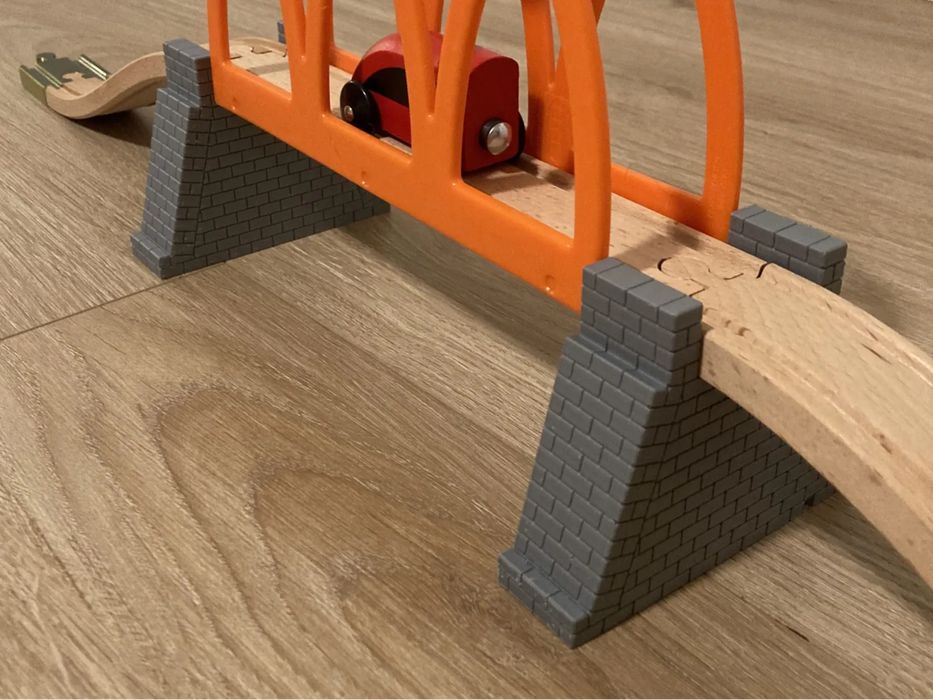 Ponte Pedra para Comboio Madeira LILLABO / Brio