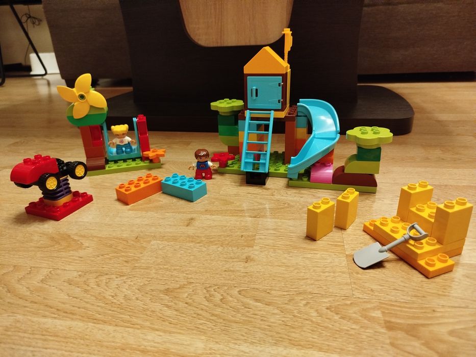 Klocki LEGO Duplo Duży plac zabaw