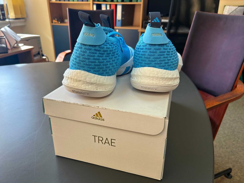Adidas Trae Young 2.0