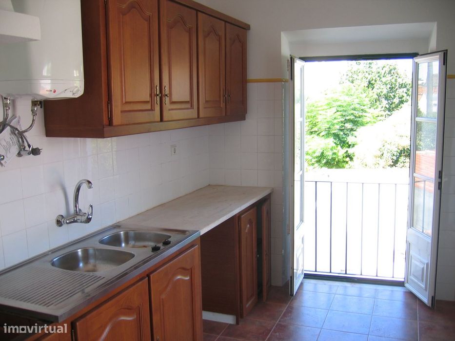Apartamento T4 Duplex com Jardim e Varanda