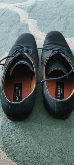 Eleganckie wizytowe buty Lasocki rozmiar 41
