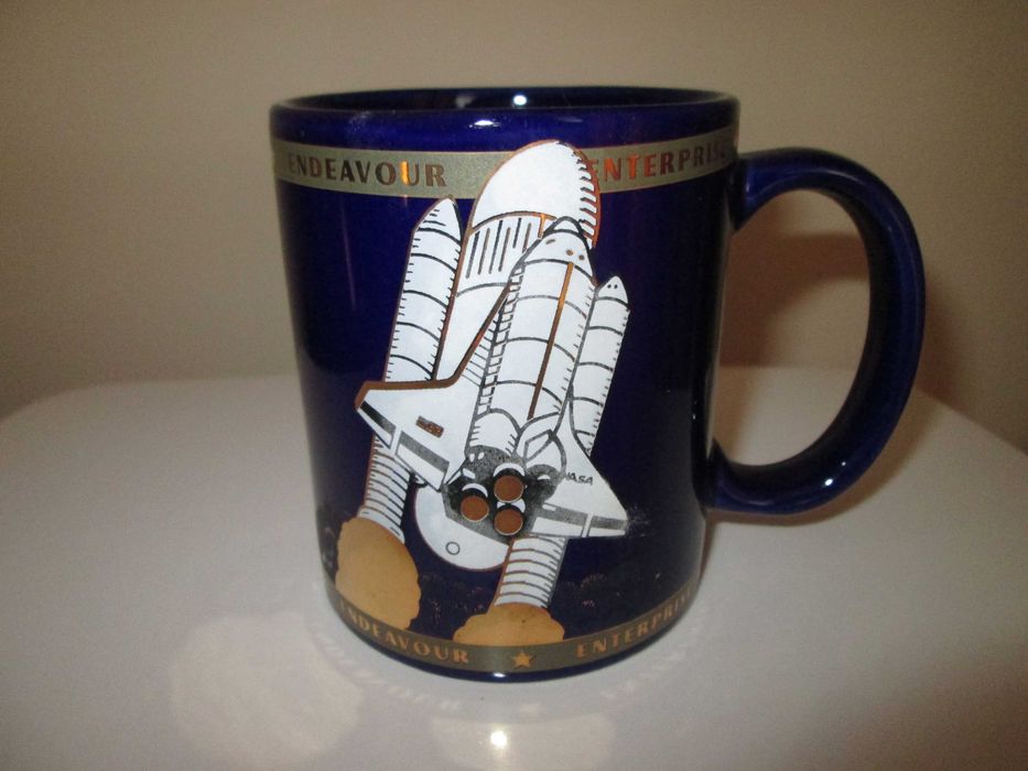 2 Mugs for Collection425700831401748481
