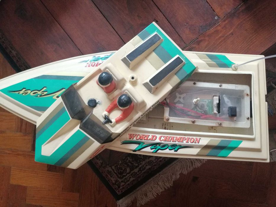 Lancha kyosho viper world champion 1988