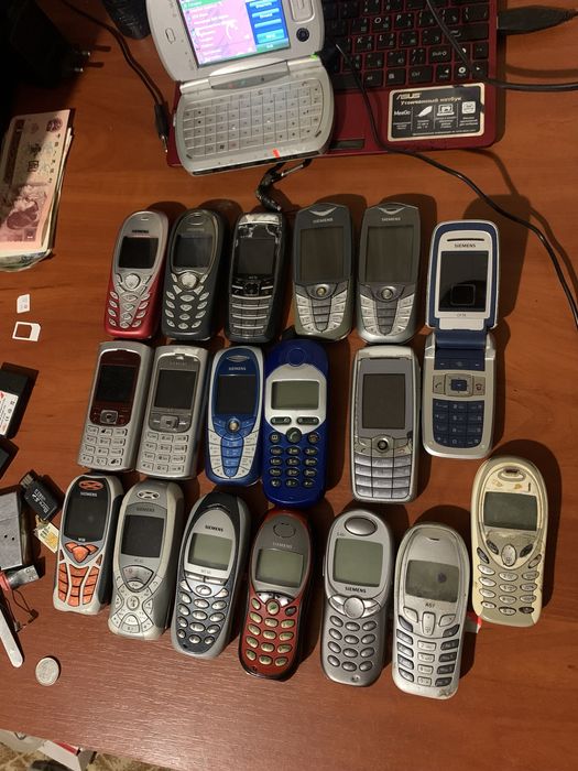 Nokia 3250.