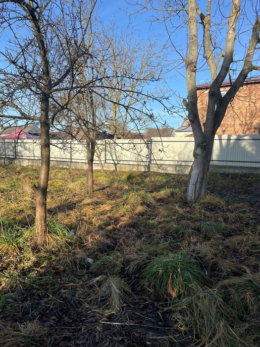 Продаж земельної ділянки з будинком в с Суховоля по вул Б.Хмельницьког