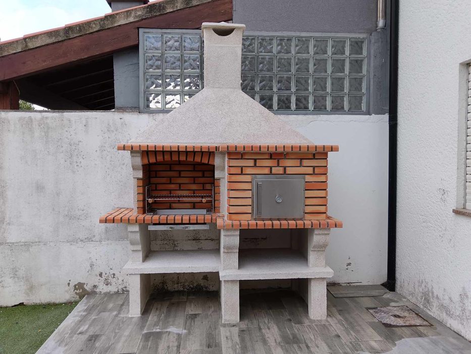 Forno e Churrasqueira