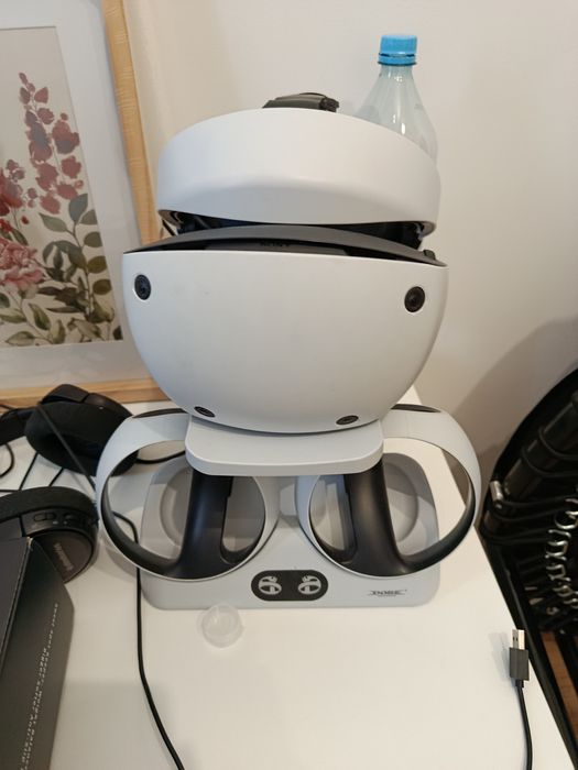 PlayStation PSVR2+Globular Cluster CMP2+stojak
