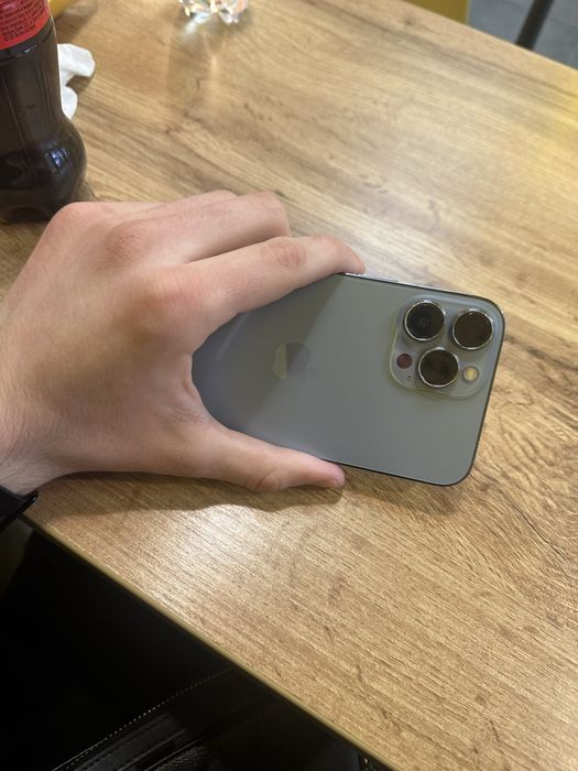 iPhone 13 pro max 128GB заблокирован icloud