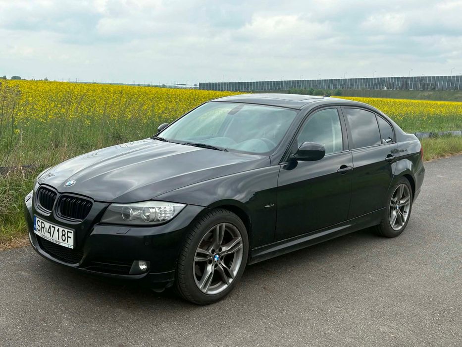 BMW E90 320D 2010r