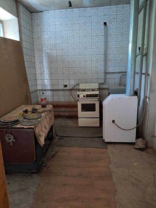 Продам новый 4-х комн. дом, земли 50 сот. Все удобства.