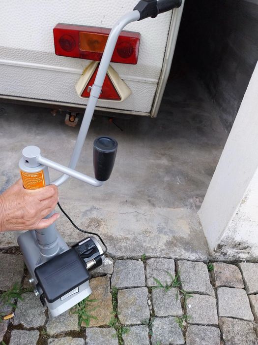 Caravana Puma 3500 Turbo sempre guardada em garagem